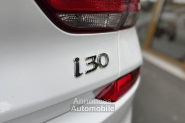 Hyundai i30 1.6 CRDi 115 DCT-7 Business - <small></small> 13.490 € <small>TTC</small> - #6