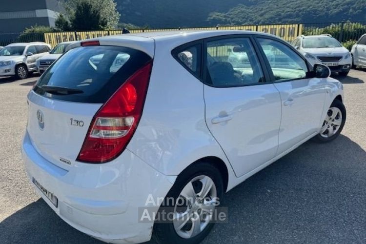 Hyundai i30 1.6 CRDI90 CLIM 5P - <small></small> 6.490 € <small>TTC</small> - #3