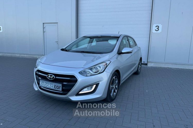 Hyundai i30 1.6 GDi Lounge -- CUIR GPS CAMERA - <small></small> 12.490 € <small>TTC</small> - #3