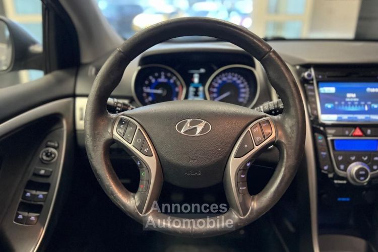 Hyundai i30 1.6L CRDI 125ch PACK PREMIUM TOIT OUVRANT CAMÉRA DE RECUL BLUETOOTH - <small></small> 8.490 € <small>TTC</small> - #19