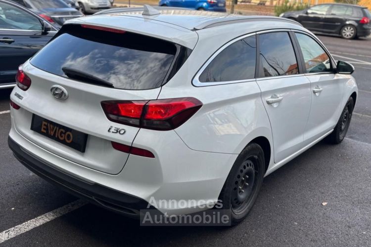 Hyundai i30 CW 1.6 CRDI 115CH BUSINESS DCT BVA CARPLAY SIEGE VOLANT CHAUFFANT ( photo roues hiv... - <small></small> 14.490 € <small>TTC</small> - #5