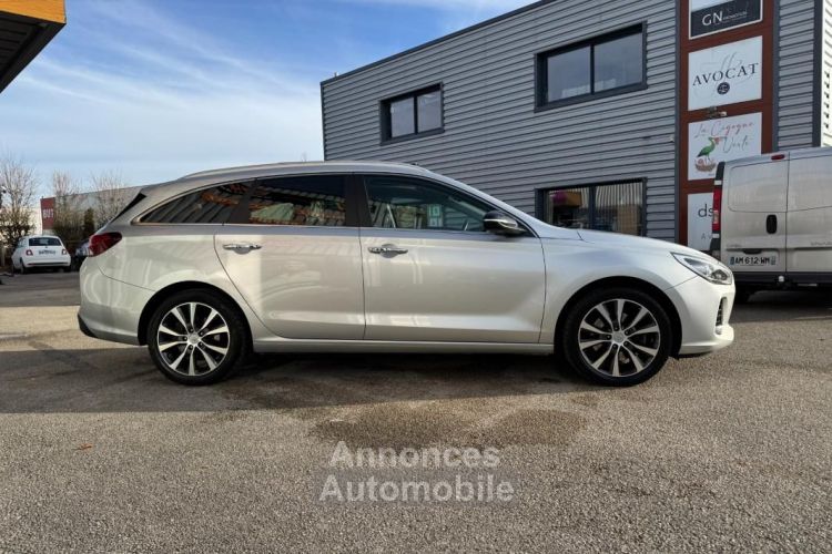 Hyundai i30 CW 1.6 CRDI 135ch CREATIVE - <small></small> 12.490 € <small>TTC</small> - #4