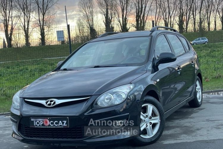 Hyundai i30 CW 1.6 ESSENCE 115CH PACK SENSATION 2012 - 1ERE MAIN - <small></small> 4.990 € <small>TTC</small> - #2