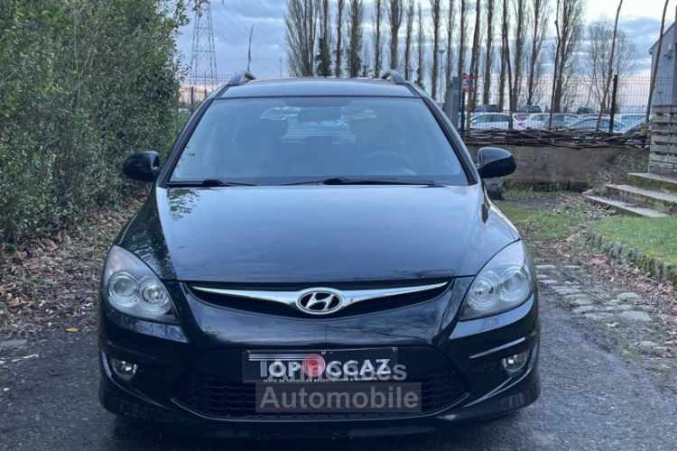 Hyundai i30 CW 1.6 ESSENCE 115CH PACK SENSATION 2012 - 1ERE MAIN - <small></small> 4.990 € <small>TTC</small> - #7