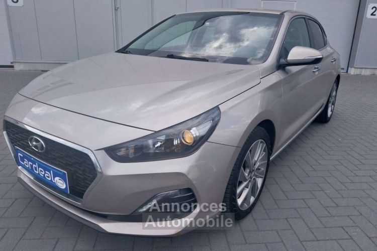 Hyundai i30 Fastback 1.0 T-CLIM-GPS-ANDROID-CAMERA-GARANTIE-- - <small></small> 12.750 € <small>TTC</small> - #3