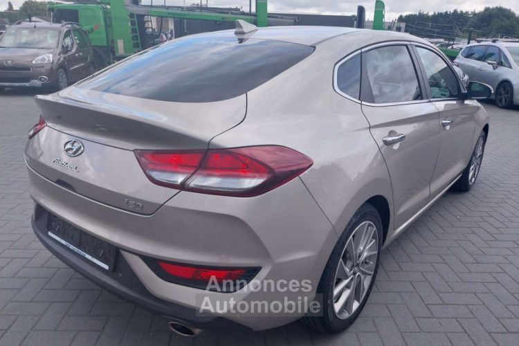 Hyundai i30 Fastback 1.0 T-CLIM-GPS-ANDROID-CAMERA-GARANTIE-- - <small></small> 12.750 € <small>TTC</small> - #7