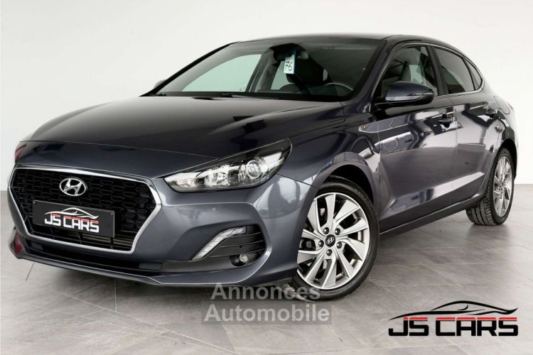 Hyundai i30 Fastback 1.0 T-GDi SPORT 1ERPRO GPS CAMERA PDC TVA - <small></small> 16.990 € <small>TTC</small> - #1