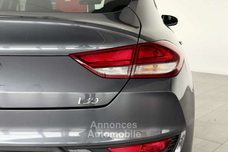 Hyundai i30 Fastback 1.0 T-GDi SPORT 1ERPRO GPS CAMERA PDC TVA - <small></small> 16.990 € <small>TTC</small> - #6