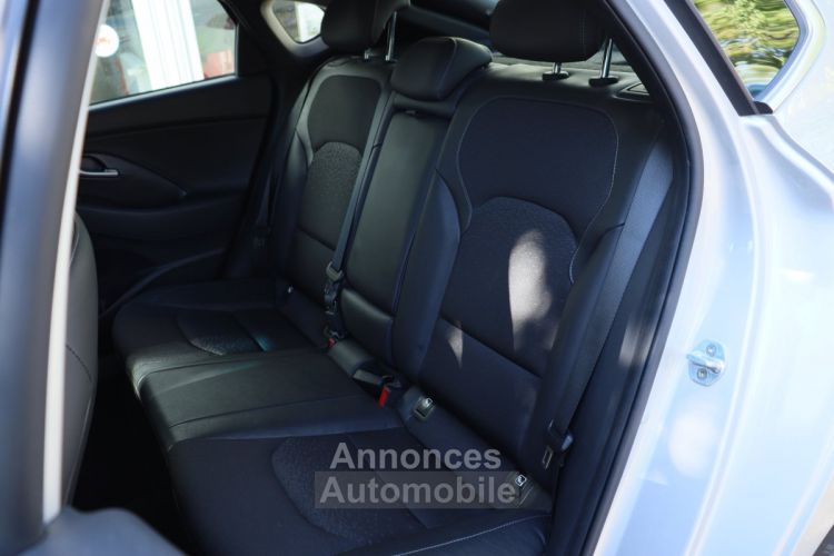 Hyundai i30 Fastback 1.4 T-GDi 140 Creative DCT7 (Carplay,Camera,Radars) - <small></small> 16.990 € <small>TTC</small> - #17