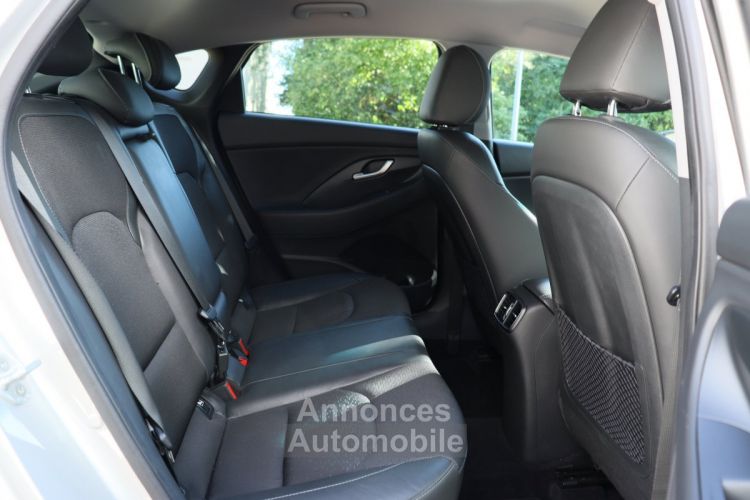 Hyundai i30 Fastback 1.4 T-GDi 140 Creative DCT7 (Carplay,Camera,Radars) - <small></small> 16.990 € <small>TTC</small> - #18