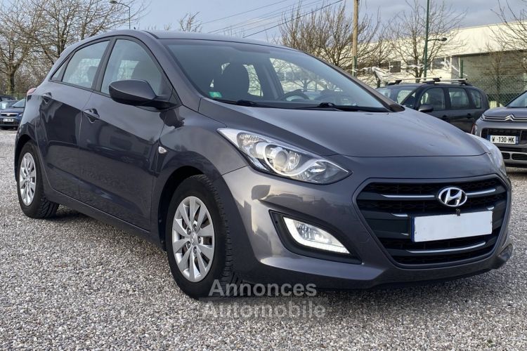 Hyundai i30 II 1.4 CRDi 90ch Initia - <small></small> 7.500 € <small>TTC</small> - #1