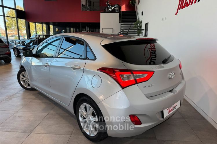 Hyundai i30 II 1.6 CRDi 110cv GO BRAZIL-2015 - <small></small> 6.900 € <small>TTC</small> - #3