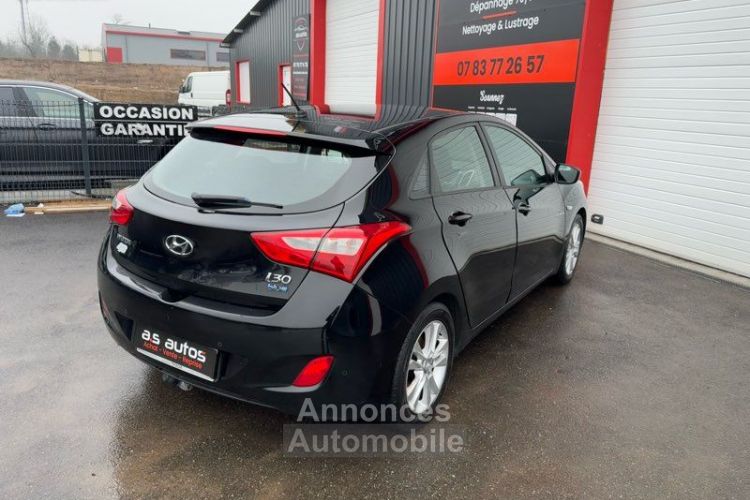 Hyundai i30 II (CZE) HB 1.6 CRDi 16V Blue Drive 110 cv- embryage neuf- feux led xénon- regulateur Clim auto- bv6- moteur a chaîne - <small></small> 5.390 € <small>TTC</small> - #3