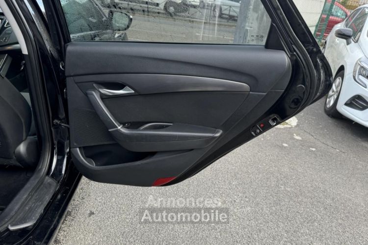 Hyundai i40 1.7 CRDI FAP - 136 BVA Pack Business Gps + Camera AR + Toit ouvrant + Attelage - <small></small> 12.990 € <small>TTC</small> - #14