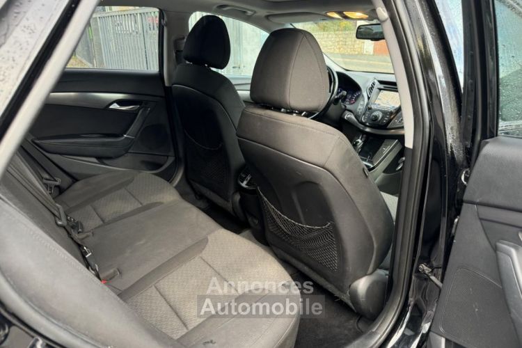 Hyundai i40 1.7 CRDI FAP - 136 BVA Pack Business Gps + Camera AR + Toit ouvrant + Attelage - <small></small> 12.990 € <small>TTC</small> - #15