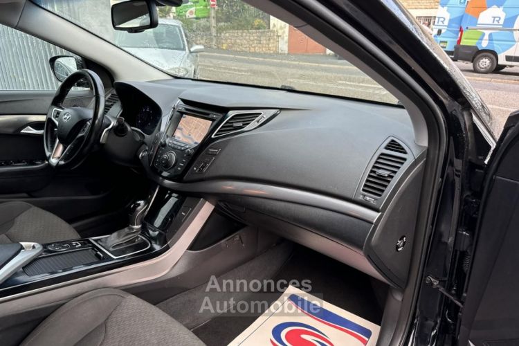 Hyundai i40 1.7 CRDI FAP - 136 BVA Pack Business Gps + Camera AR + Toit ouvrant + Attelage - <small></small> 12.990 € <small>TTC</small> - #19