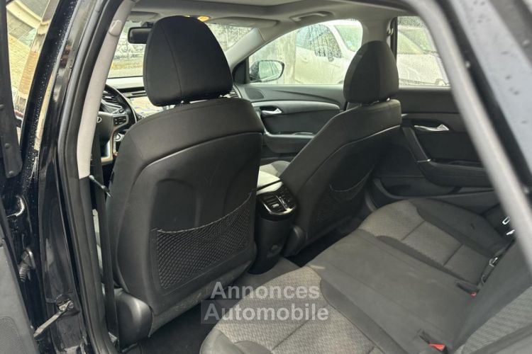 Hyundai i40 1.7 CRDI FAP - 136 BVA Pack Business Gps + Camera AR + Toit ouvrant + Attelage - <small></small> 12.990 € <small>TTC</small> - #22