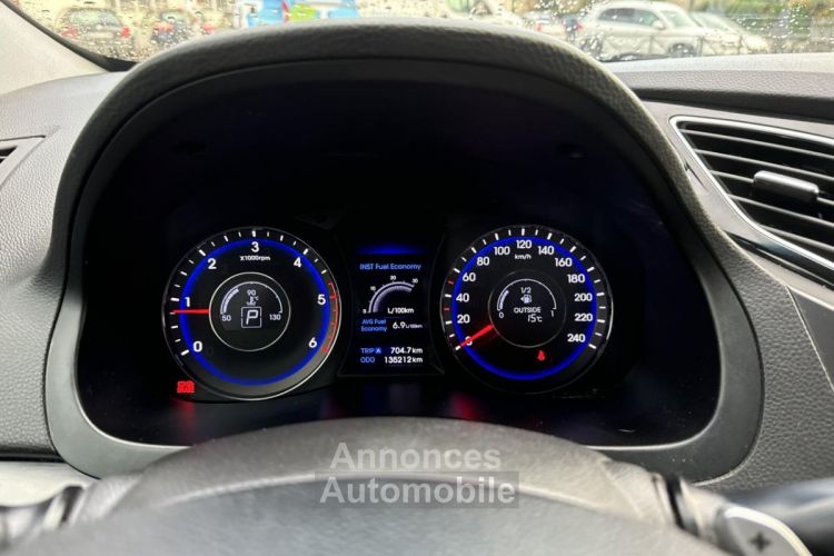 Hyundai i40 1.7 CRDI FAP - 136 BVA Pack Business Gps + Camera AR + Toit ouvrant + Attelage - <small></small> 12.990 € <small>TTC</small> - #36