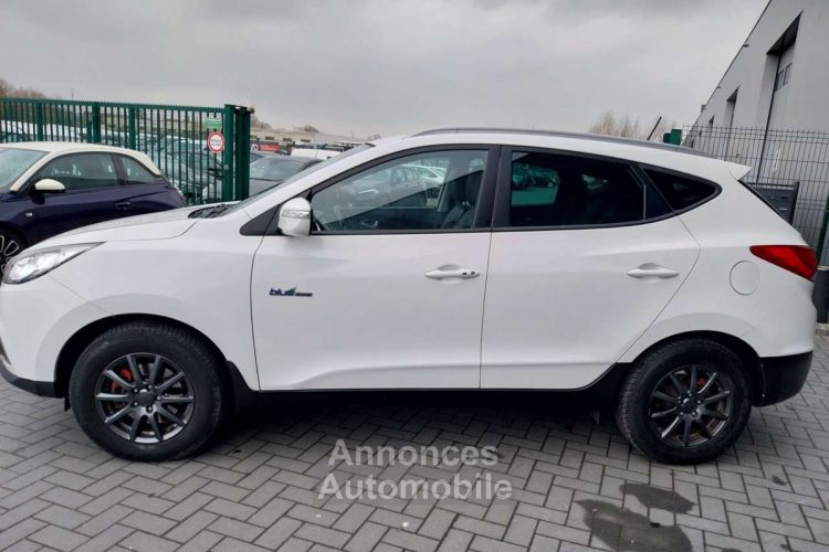 Hyundai ix35 1.6i 2WD Lounge-CLIM-GPS-BLEUTOOTH-GARANTIE.12.M- - <small></small> 9.490 € <small>TTC</small> - #4