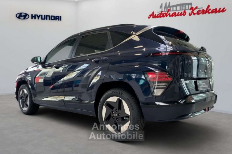 Hyundai Kona 2024 EV PRIME +Assistezpaket+Lader Sagegrün - <small></small> 48.900 € <small></small> - #3