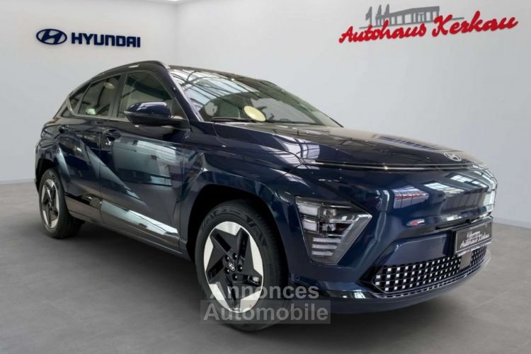 Hyundai Kona 2024 EV PRIME +Assistezpaket+Lader Sagegrün - <small></small> 48.900 € <small></small> - #9