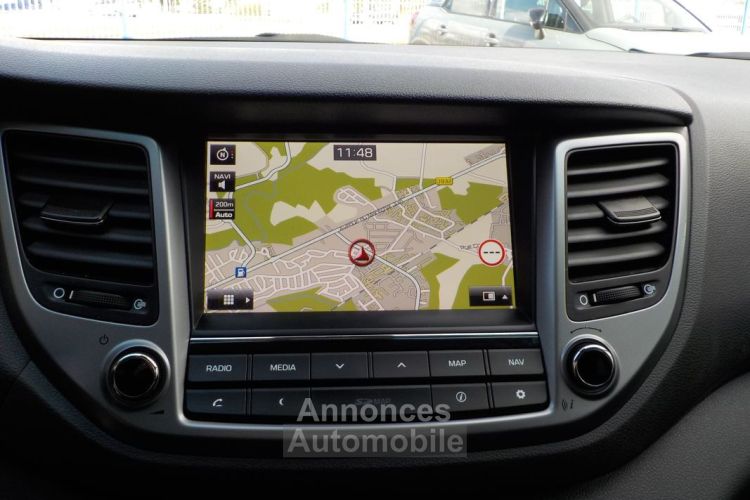 Hyundai Tucson 1.7 crdi 115 business - <small></small> 13.490 € <small>TTC</small> - #9