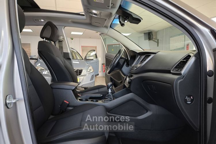 Hyundai Tucson II 1.7 CRDI 115ch Creative 2WD - <small></small> 16.990 € <small>TTC</small> - #21