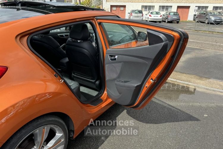 Hyundai Veloster 1.6 GDI - 140 Pack Premium Gps + Camera AR + Radar AR + Toit ouvrant - <small></small> 11.990 € <small>TTC</small> - #14