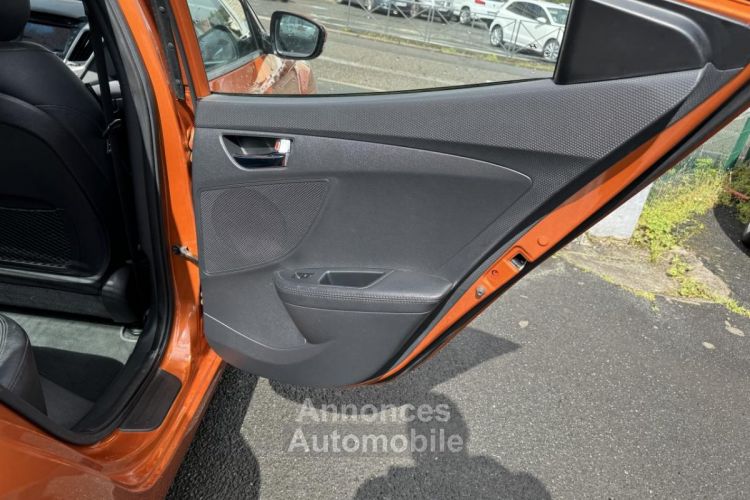 Hyundai Veloster 1.6 GDI - 140 Pack Premium Gps + Camera AR + Radar AR + Toit ouvrant - <small></small> 11.990 € <small>TTC</small> - #15