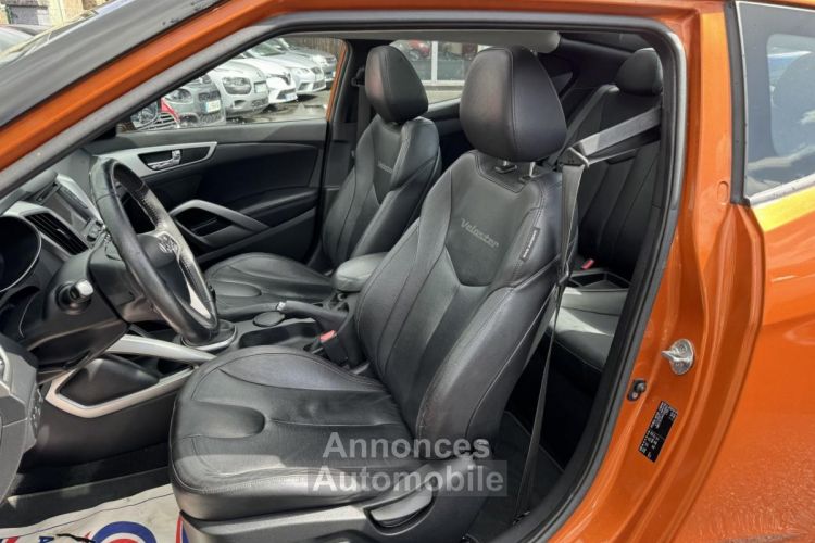 Hyundai Veloster 1.6 GDI - 140 Pack Premium Gps + Camera AR + Radar AR + Toit ouvrant - <small></small> 11.990 € <small>TTC</small> - #24