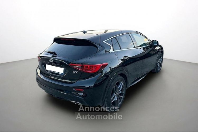 Infiniti Q30 1.5d 109 7DCT Premium - <small></small> 17.990 € <small>TTC</small> - #5