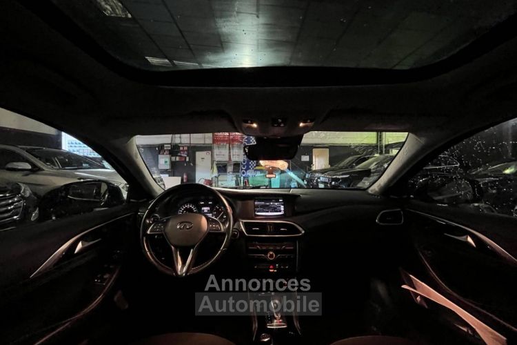 Infiniti Q30 1.5d 109ch Premium City Black DCT7 - <small></small> 13.490 € <small>TTC</small> - #10