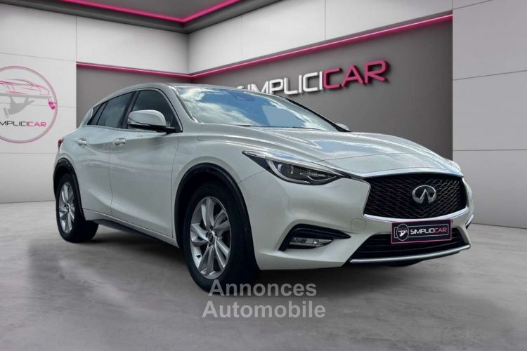 Infiniti Q30 1.5d - <small></small> 13.999 € <small>TTC</small> - #1