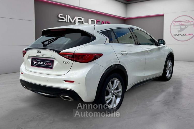 Infiniti Q30 1.5d - <small></small> 13.999 € <small>TTC</small> - #4