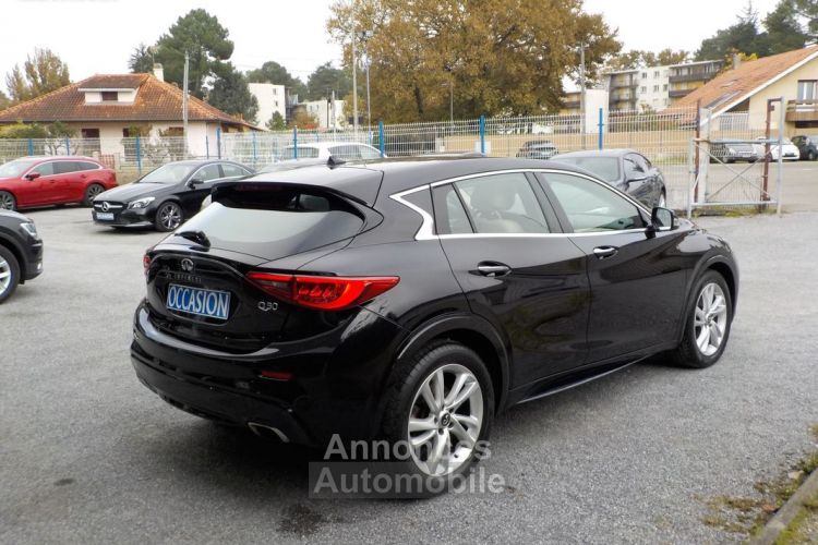 Infiniti Q30 1.6T 156 ch PREMIUM TECH DCT - <small></small> 14.990 € <small>TTC</small> - #2