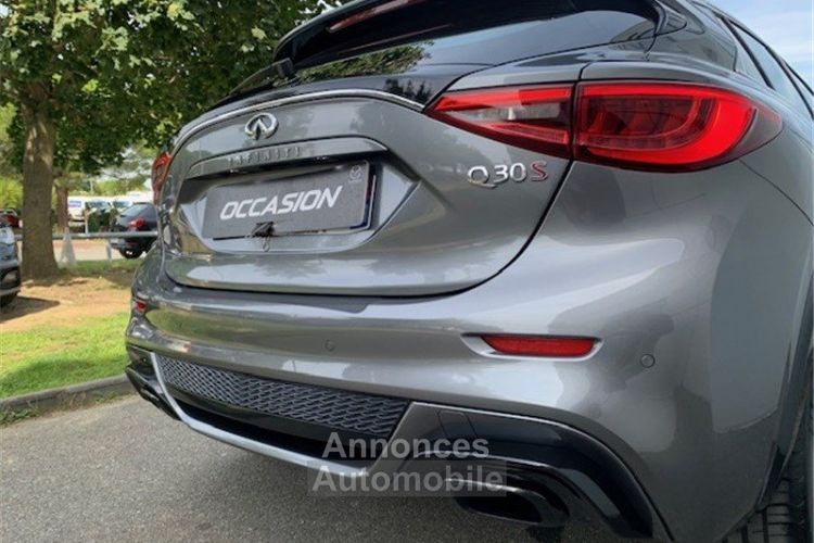 Infiniti Q30 2.0t 211 7DCT AWD Sport - <small></small> 19.900 € <small>TTC</small> - #7