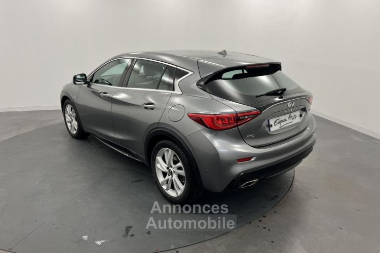 Infiniti Q30 2.2d 170 7DCT AWD Premium Tech - <small></small> 18.990 € <small>TTC</small> - #3