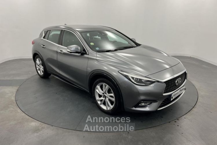 Infiniti Q30 2.2d 170 7DCT AWD Premium Tech - <small></small> 18.990 € <small>TTC</small> - #7