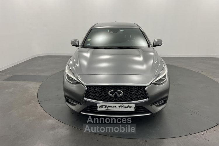 Infiniti Q30 2.2d 170 7DCT AWD Premium Tech - <small></small> 18.990 € <small>TTC</small> - #8