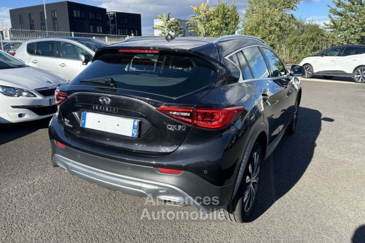 Infiniti QX30 2.2D 170CH PREMIUM AWD DCT7 - <small></small> 15.990 € <small>TTC</small> - #3