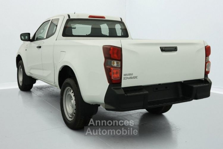 Isuzu D-Max 1.9 164 Space Cab N57 AT 4x4 (Neuf, TVA Récup, Prix HT) - <small></small> 28.325 € <small>TTC</small> - #2