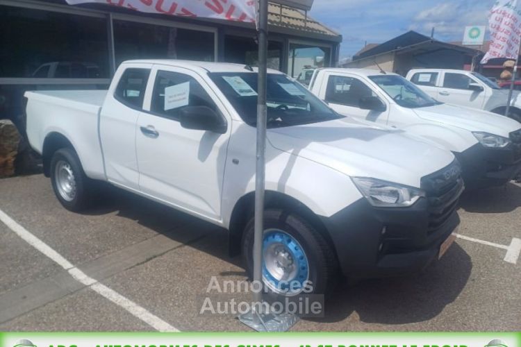 Isuzu D-Max 1.9 4X4 SPACE CAB N57 MT DISPO - <small></small> 33.000 € <small>TTC</small> - #1