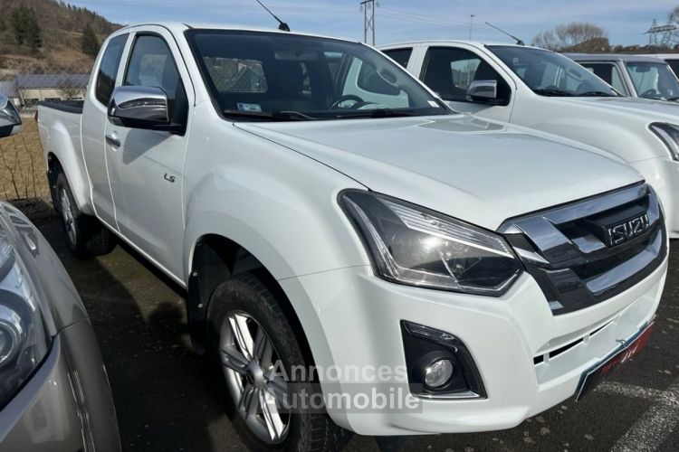 Isuzu D-Max 1.9 DDI 164CH CREW SOLAR A/C 4X4 - <small></small> 22.500 € <small>TTC</small> - #11