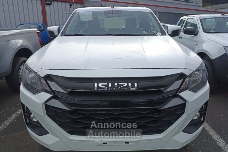 Isuzu D-Max 1.9 DDI 164CH N60 BB+ SPACE - <small></small> 39.360 € <small>TTC</small> - #1