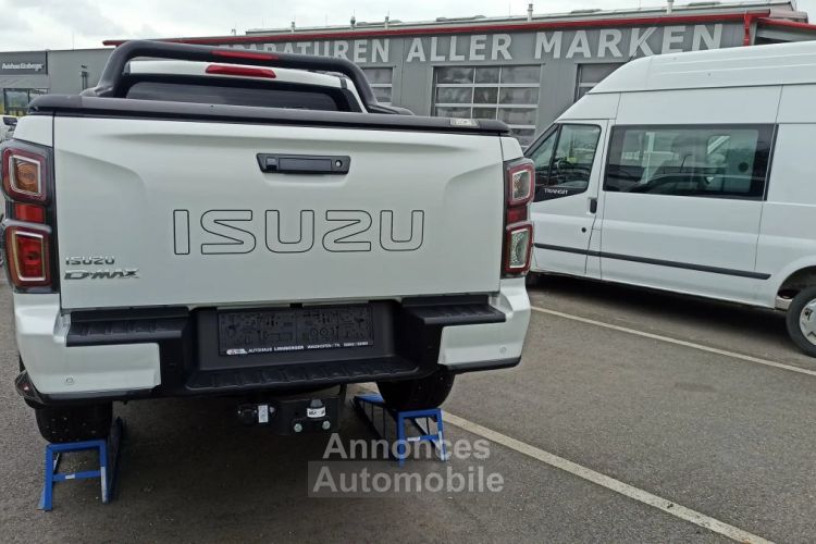 Isuzu D-Max 2023 Double Cab 4x4 V-Cross A/T TZ - <small></small> 54.590 € <small></small> - #3