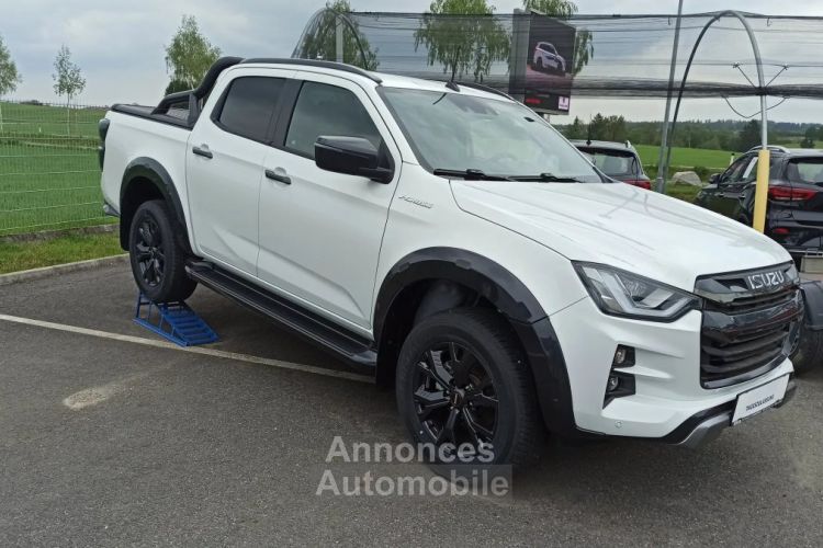 Isuzu D-Max 2023 Double Cab 4x4 V-Cross A/T TZ - <small></small> 54.590 € <small></small> - #11