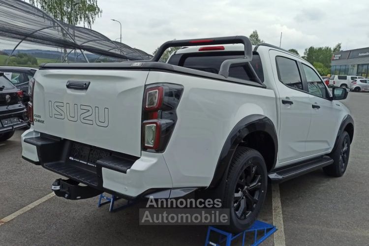 Isuzu D-Max 2023 Double Cab 4x4 V-Cross A/T TZ - <small></small> 54.590 € <small></small> - #14