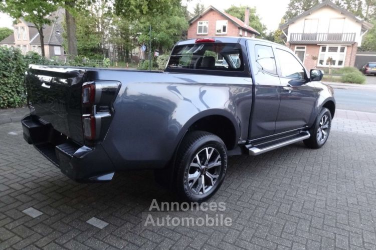 Isuzu D-Max 2024 1.9 Extended Cab LSX MY2024 eind oktober/begin nov - <small></small> 47.977 € <small></small> - #28