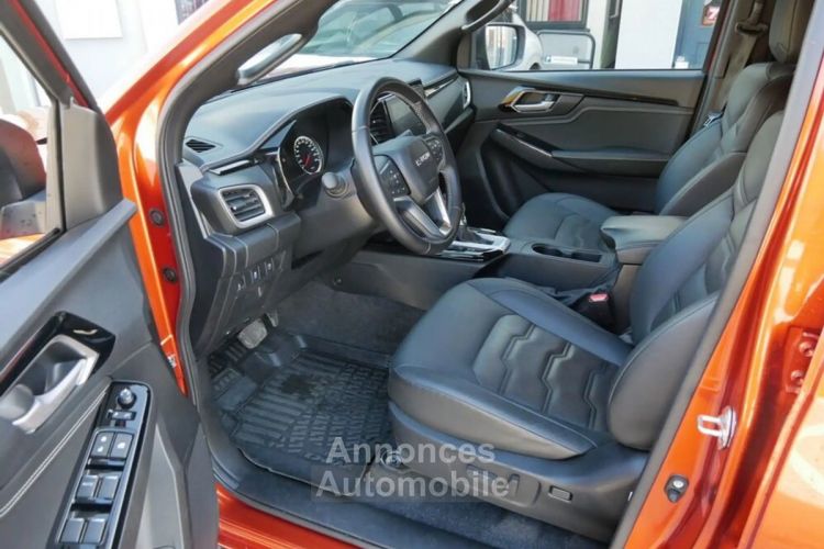 Isuzu D-Max 2024 Double Cab 4x4 V-Cross A/T inkl. Zubehör - <small></small> 58.950 € <small>TTC</small> - #5