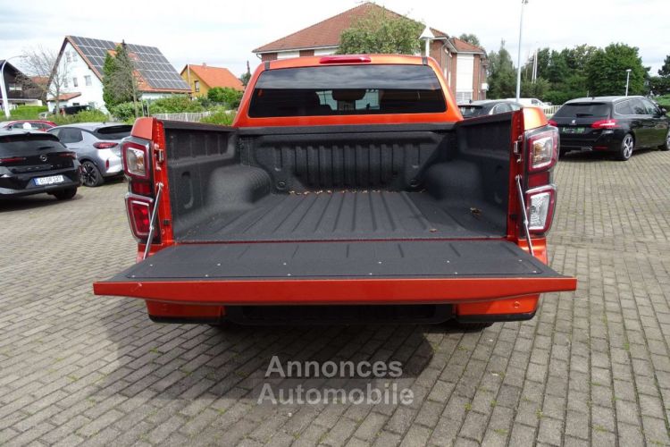 Isuzu D-Max 2024 Double Cab V-CROSS 4x4 AT6 Allrad - <small></small> 48.490 € <small></small> - #4